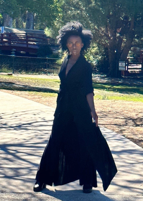 Midnight Black Robe (Maxi)
