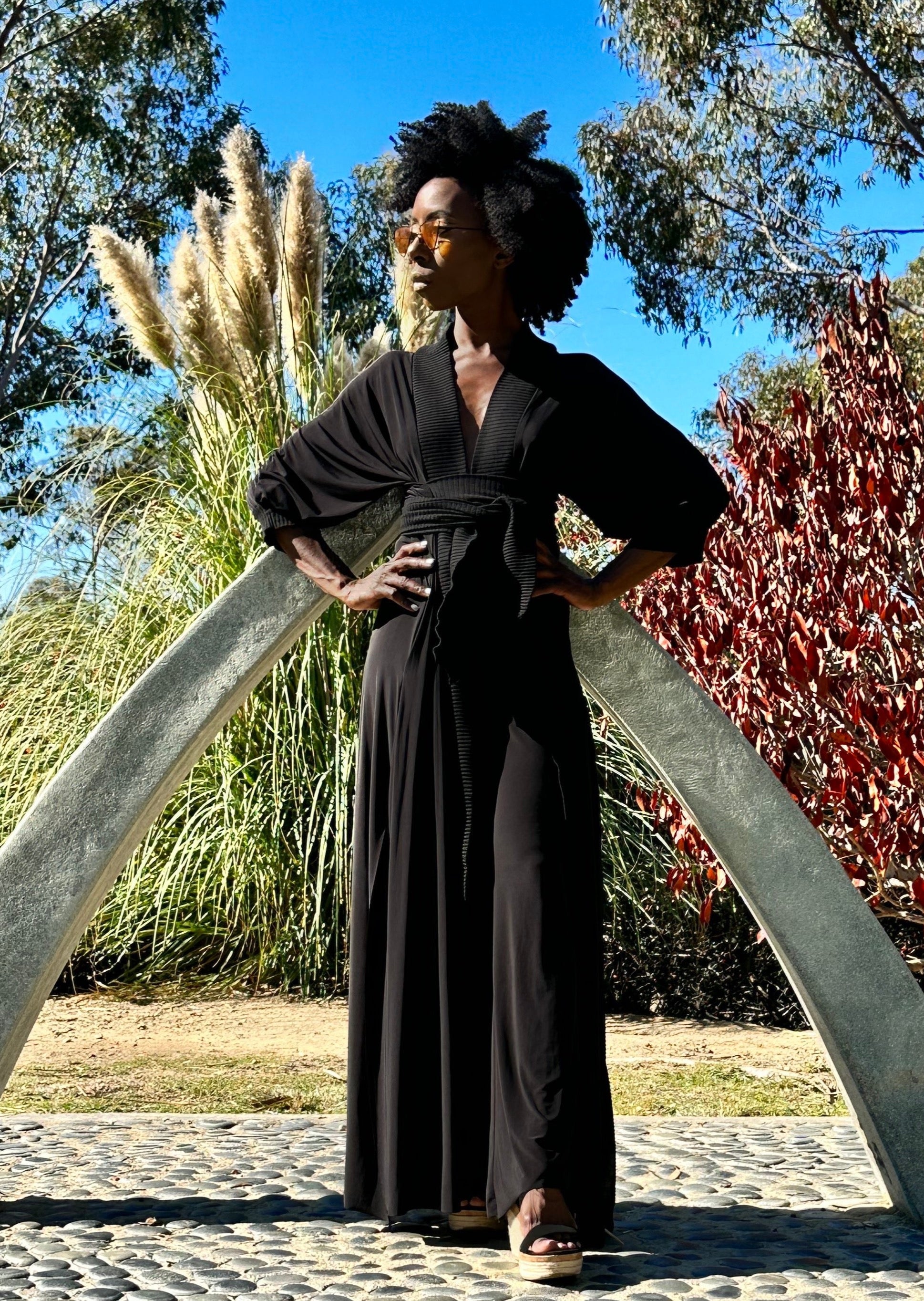 Midnight Black Robe (Maxi)